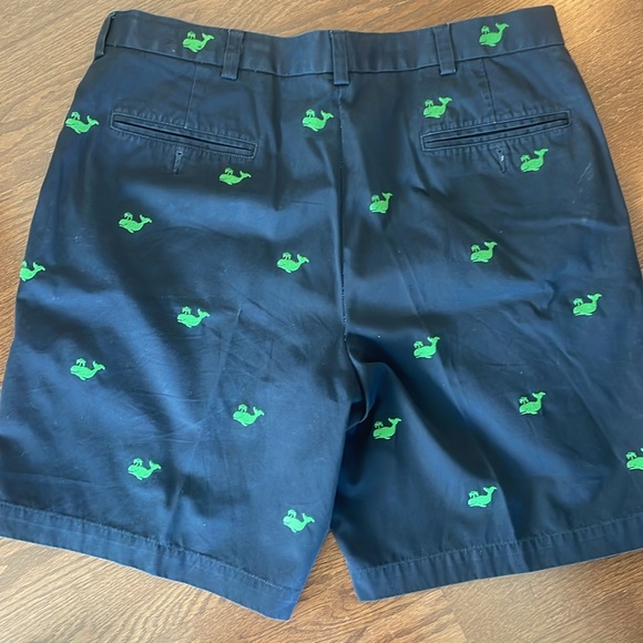 Brooks Brothers  Navy Blue Whale Embroidered Shorts- 38w - Picture 2 of 4